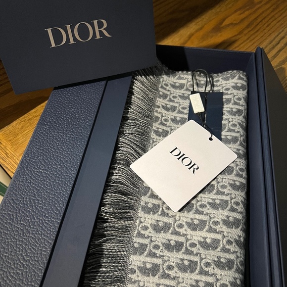 Dior Wool Scarf - Picture 1 of 5